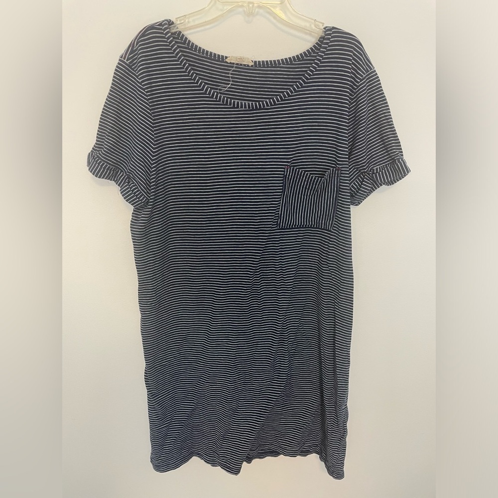 🎉2/$15 Jane and Delancey Top Large - Picture 2 of 5